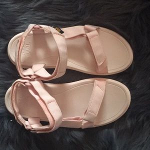 light pink tevas